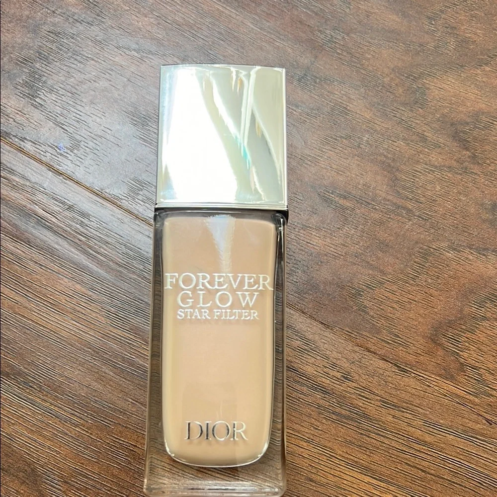 Dior Forever Glow Star Filter - Picture 1 of 2